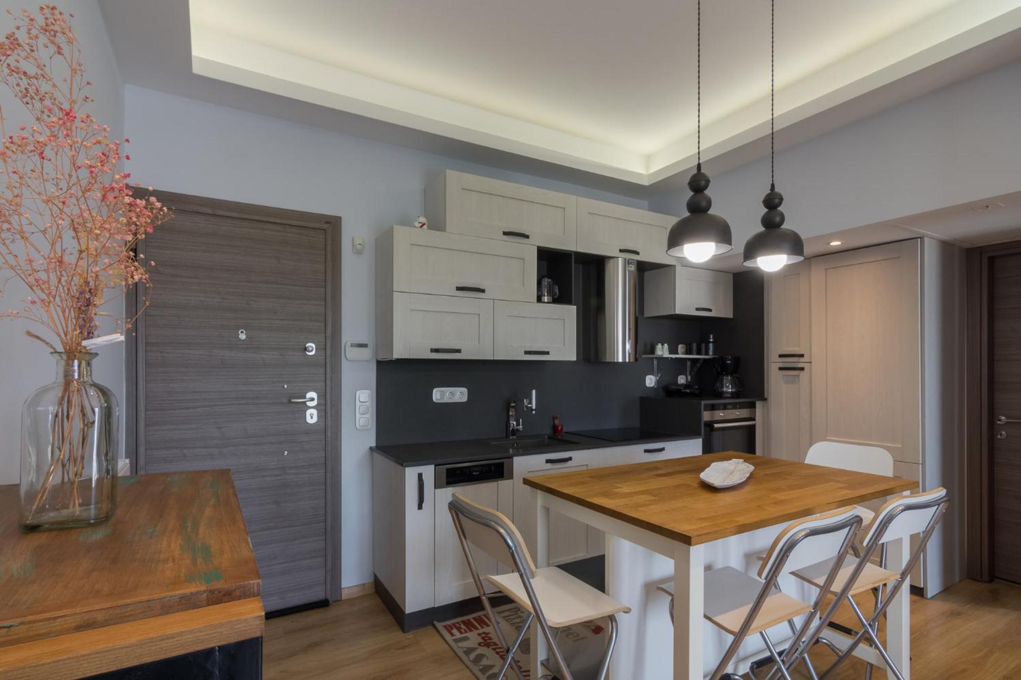 Stratum Apartment By Lobbysquare Atenas Exterior foto